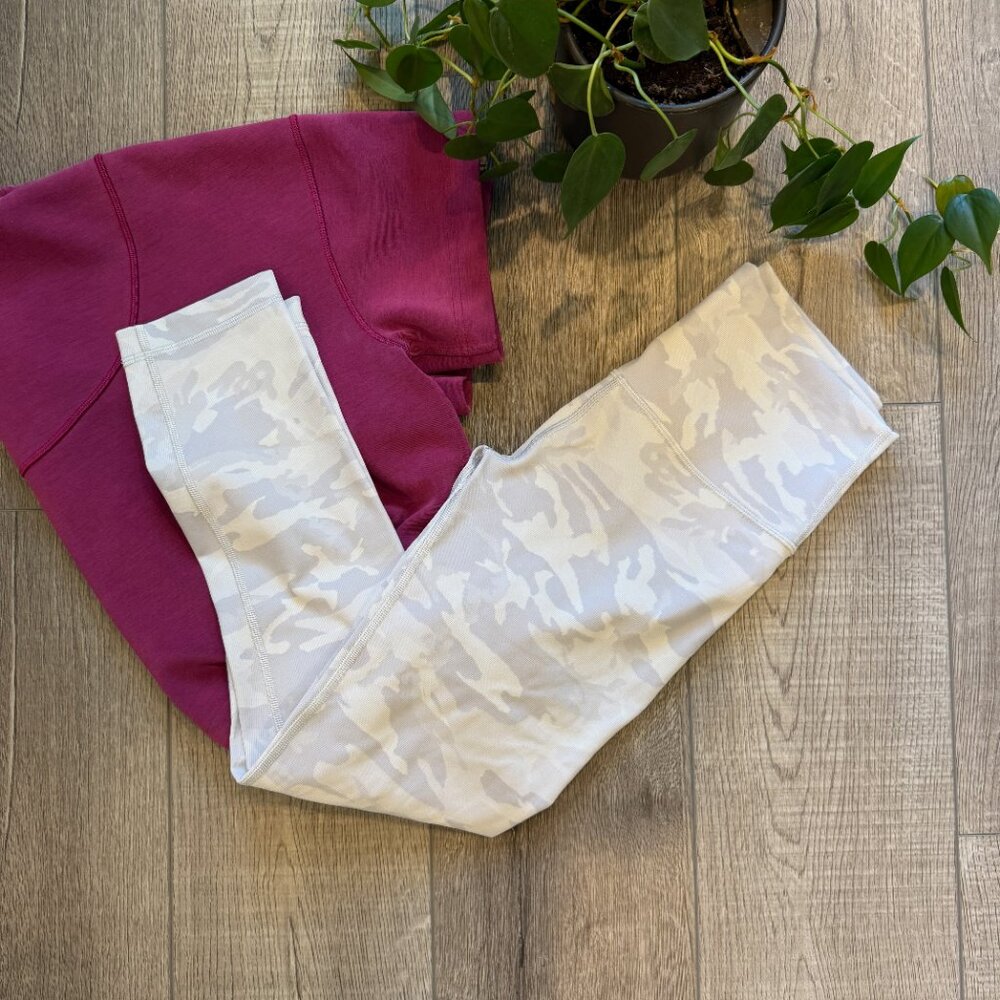 ✨ Lululemon Wunder Under High-Rise Crop 23” | Incognito Camo Alpine White ✨